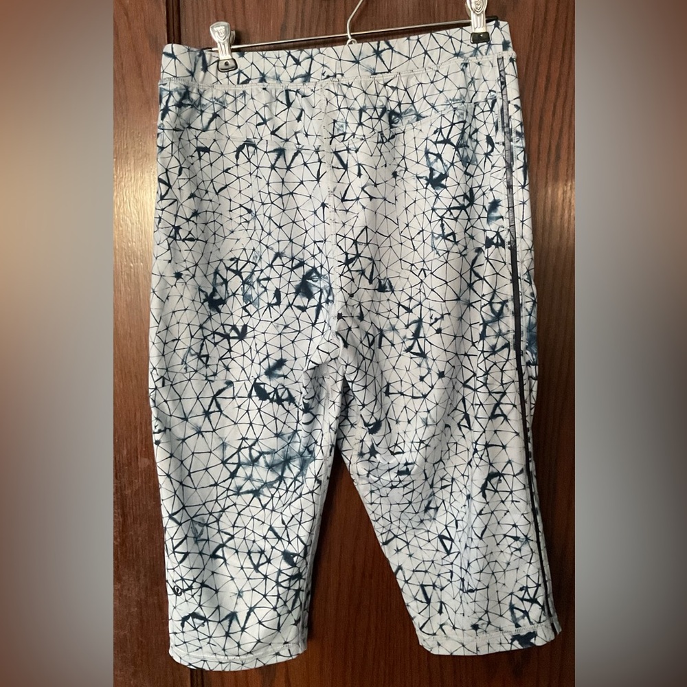 Lululemon cropped harem pants